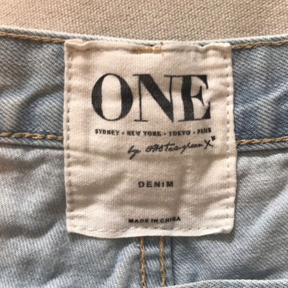 One Teaspoon Bandit Shorts - Picture 6 of 12